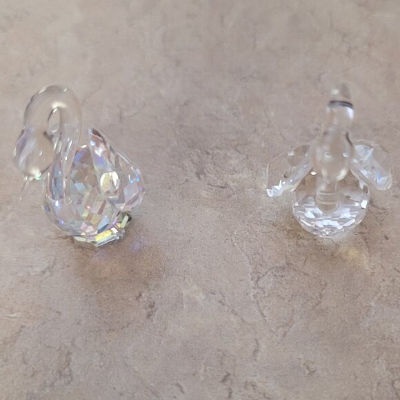 Set of 2 Crystal Miniature Swan Figurines - Picture 4 of 6
